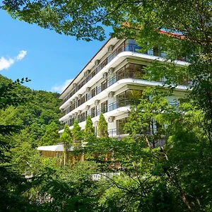 3* Ryokan (tradycyjny japoński pensjonat lub zajazd) Yumoto